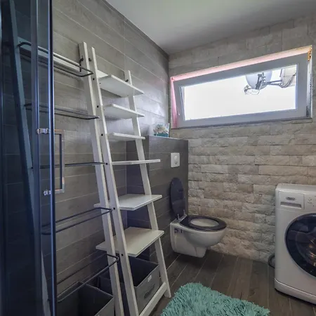 Tatil Evi Manicka *